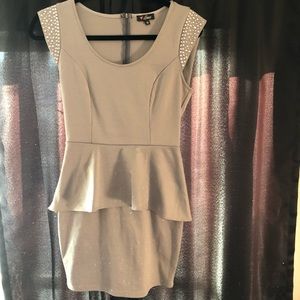 Guess stretch dress 🔥